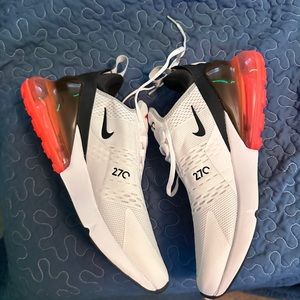 Nike Air Max 270